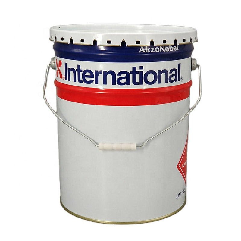 Tin pail with lid