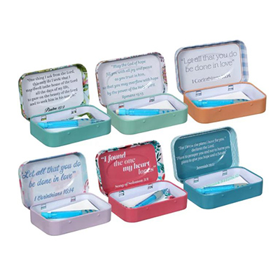 Hinged lid prayer tin box