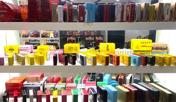 cookie tin manufacturer